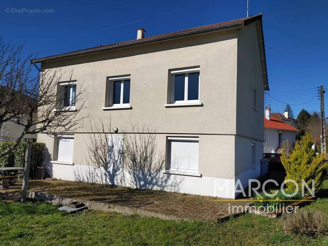 Maison à LA SOUTERRAINE