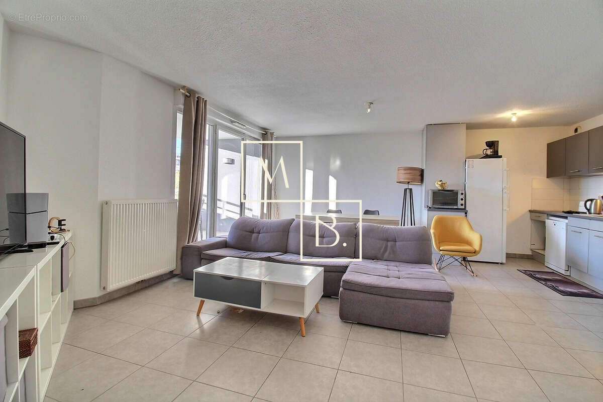 Appartement à JUVIGNAC