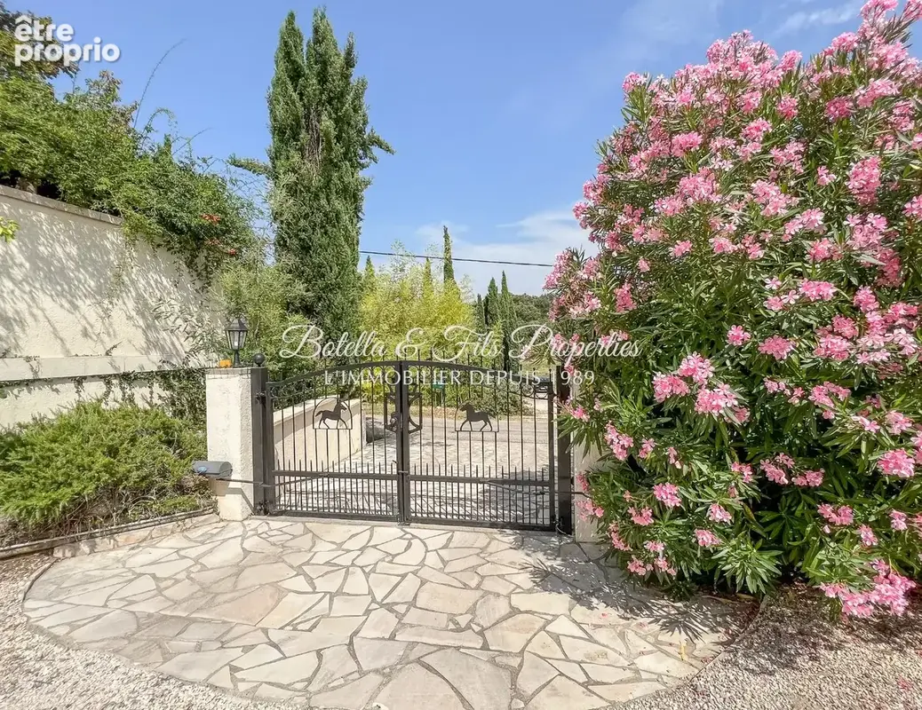 Maison 6 pièces 140 m² à vendre à Vallon-Pont-D'arc (07150) - photo 21