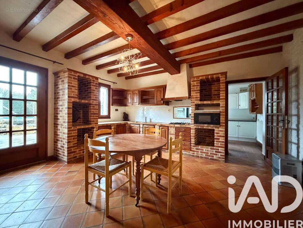 Maison 180 m² à Le Pizou  - photo 5