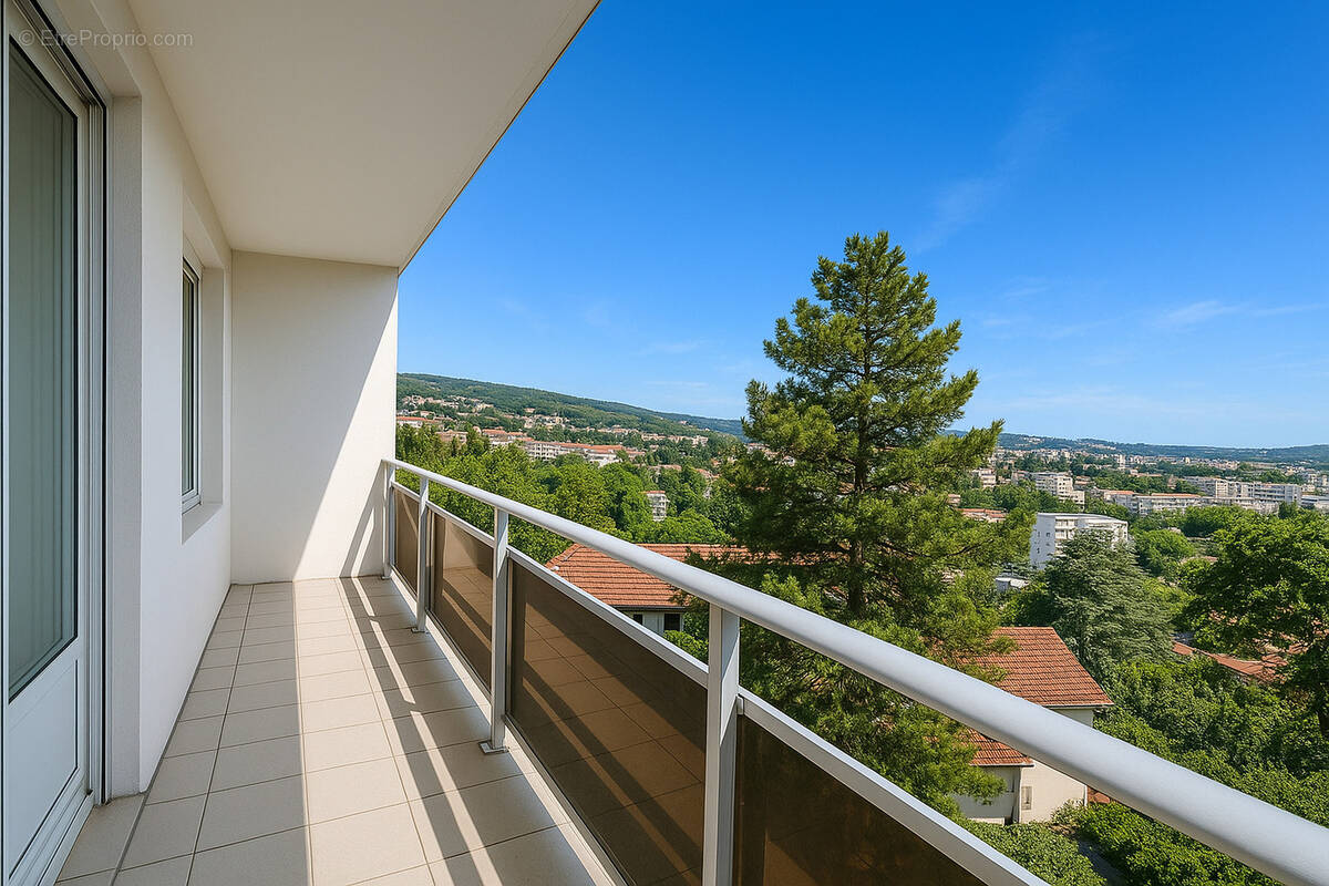 Appartement à SAINT-ETIENNE