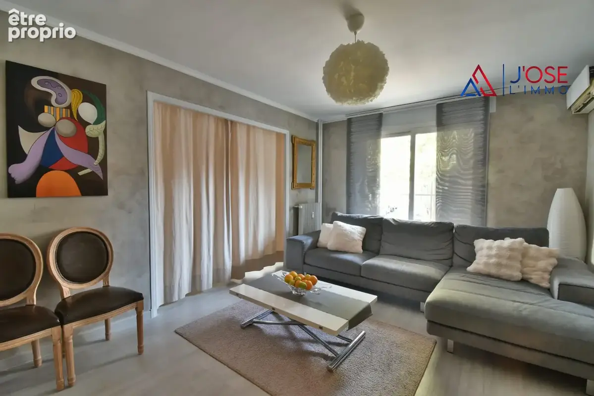 Appartement 83 m² à Marseille-5e  - photo 5