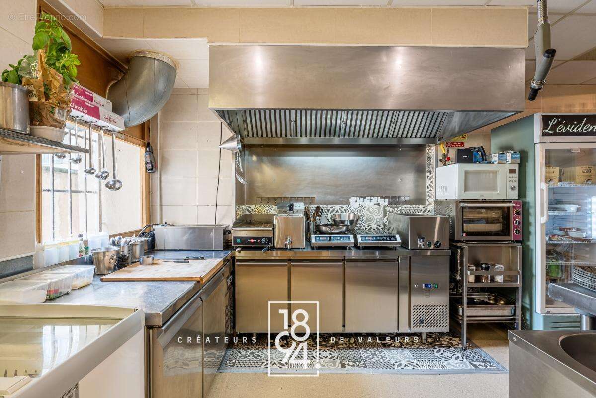 Restaurant à Vendre I Marseille 4è I Fond de Commerce Restauration I 90m2 + Terrasse - photo 6