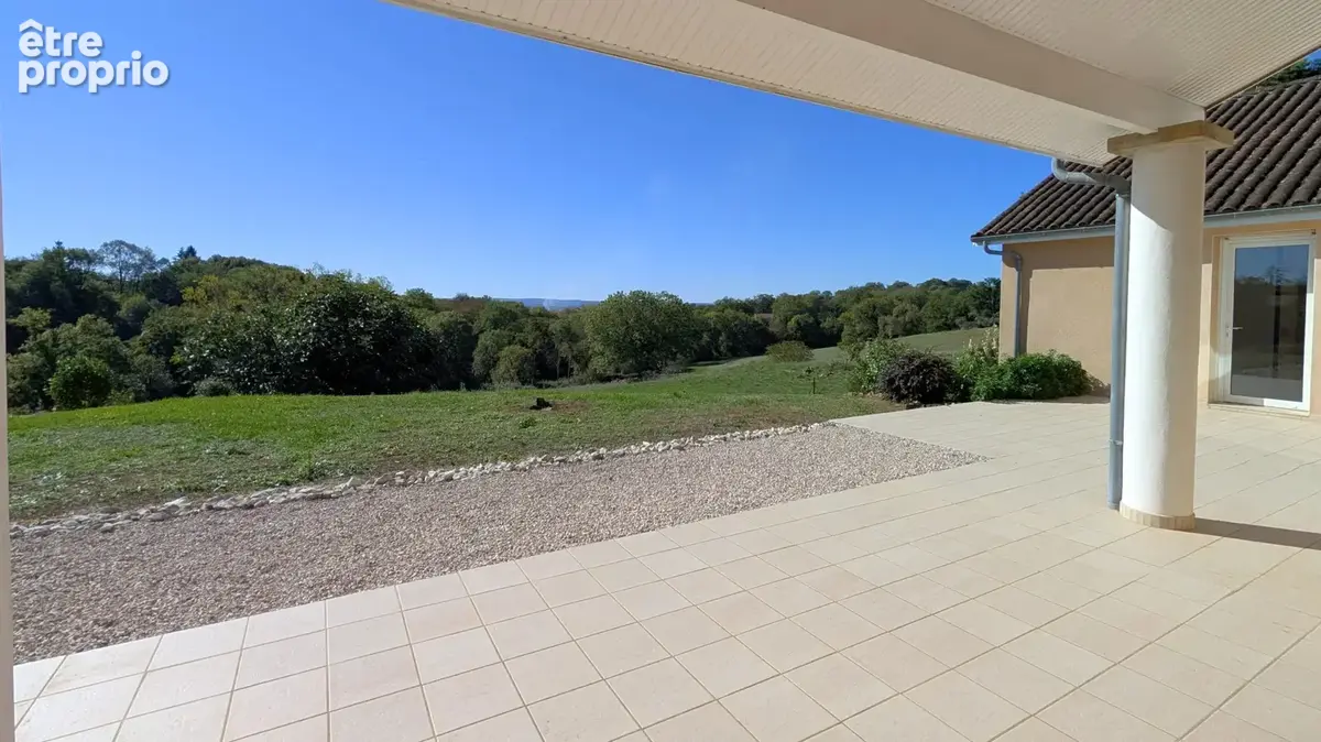 Villa de plain-pied avec vue dégagée et beaux volumes - photo 5