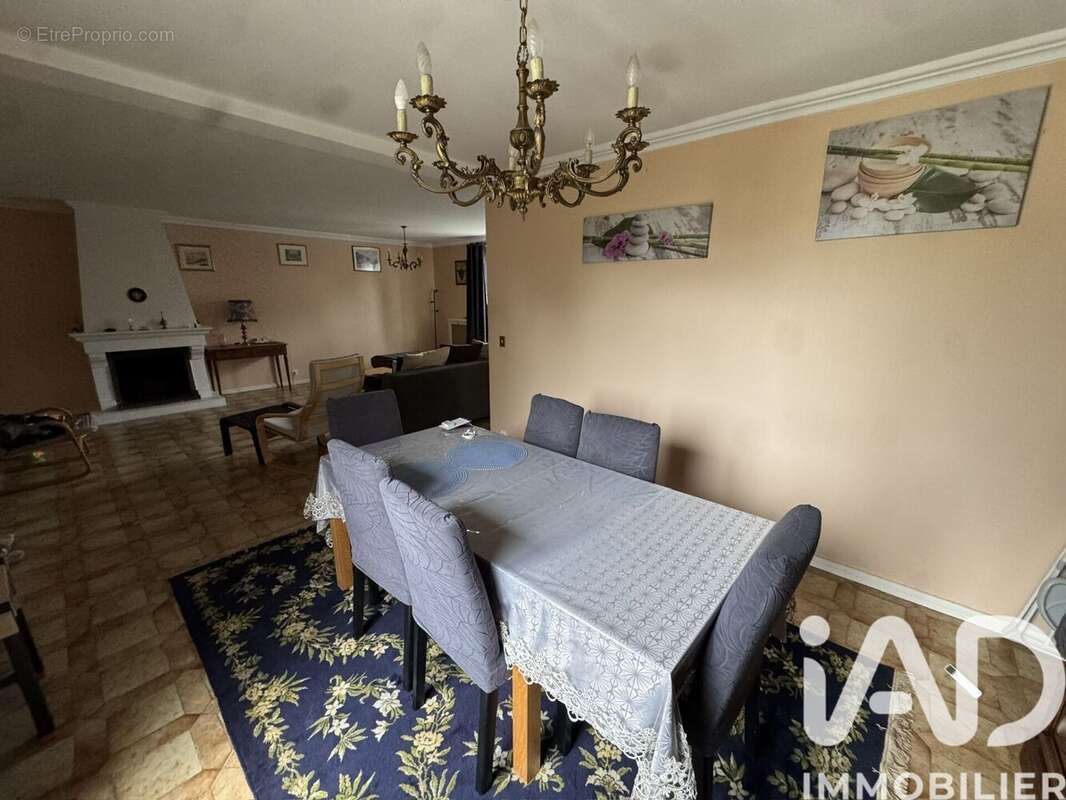 Photo 4 - Maison à LES MUREAUX