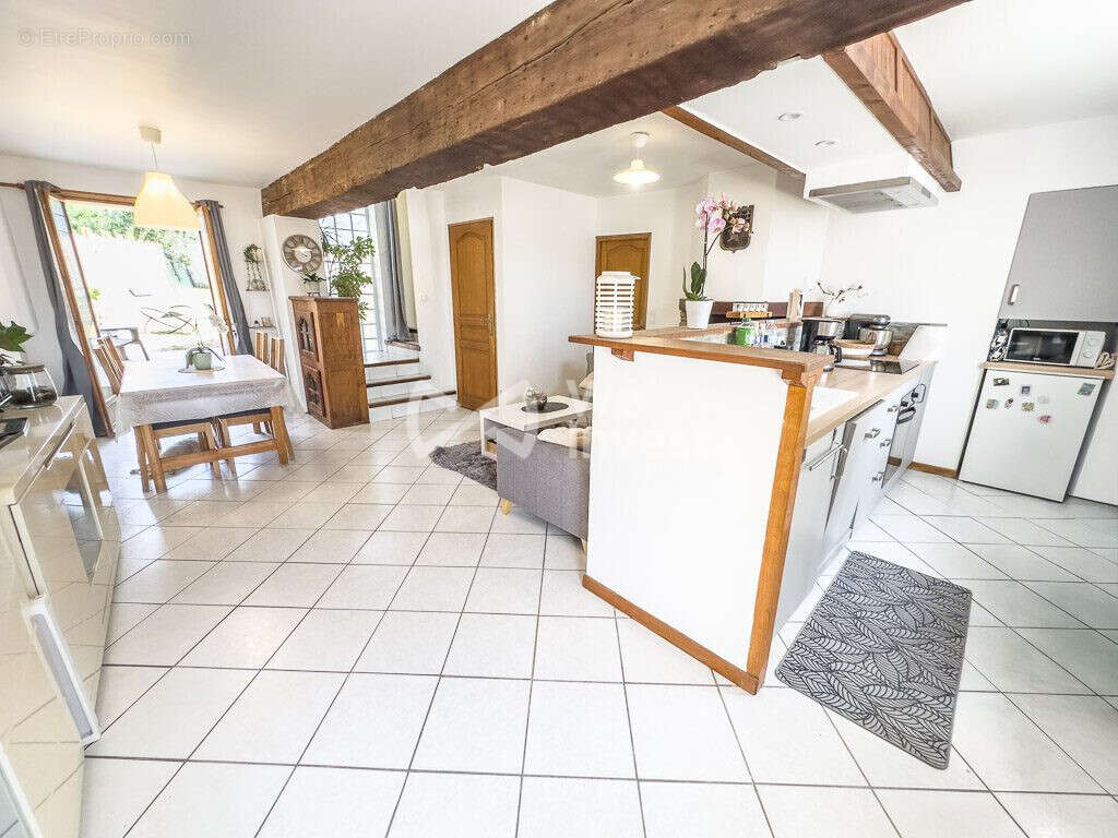 Maison 87 m² à Lizy-Sur-Ourcq  - photo 2