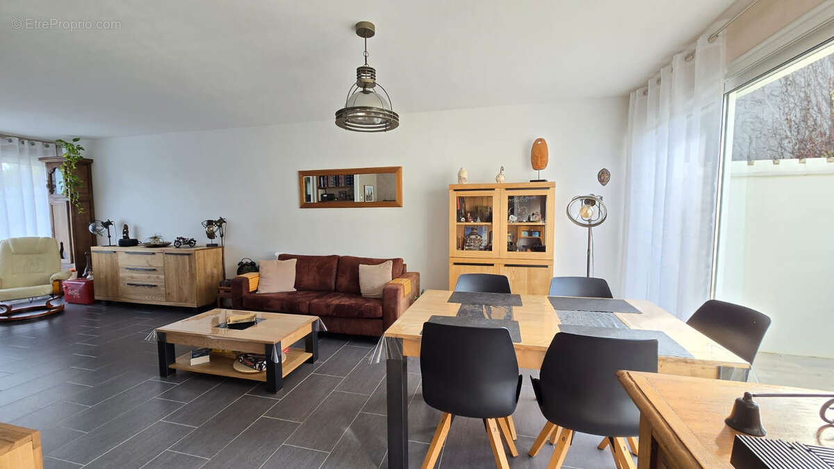Maison à LIMOURS