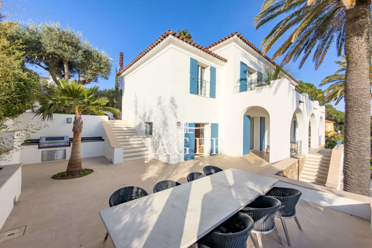 Maison 264 m² à Sainte-Maxime  - photo 9