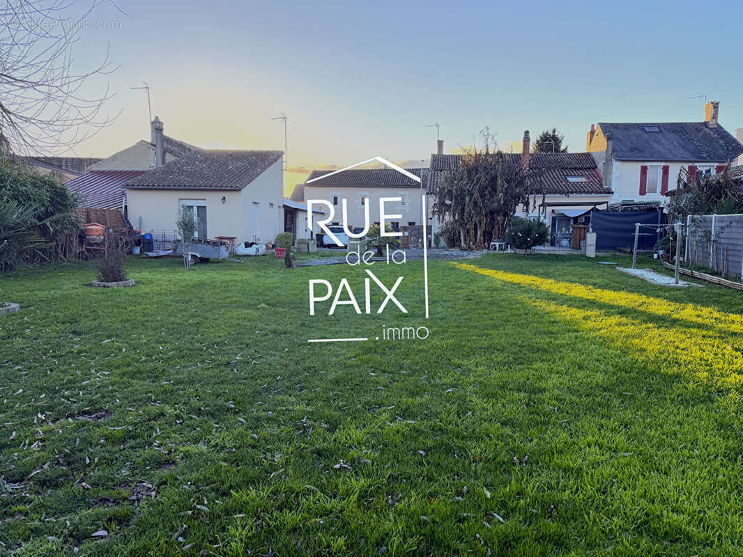 Maison à CHALANDRAY