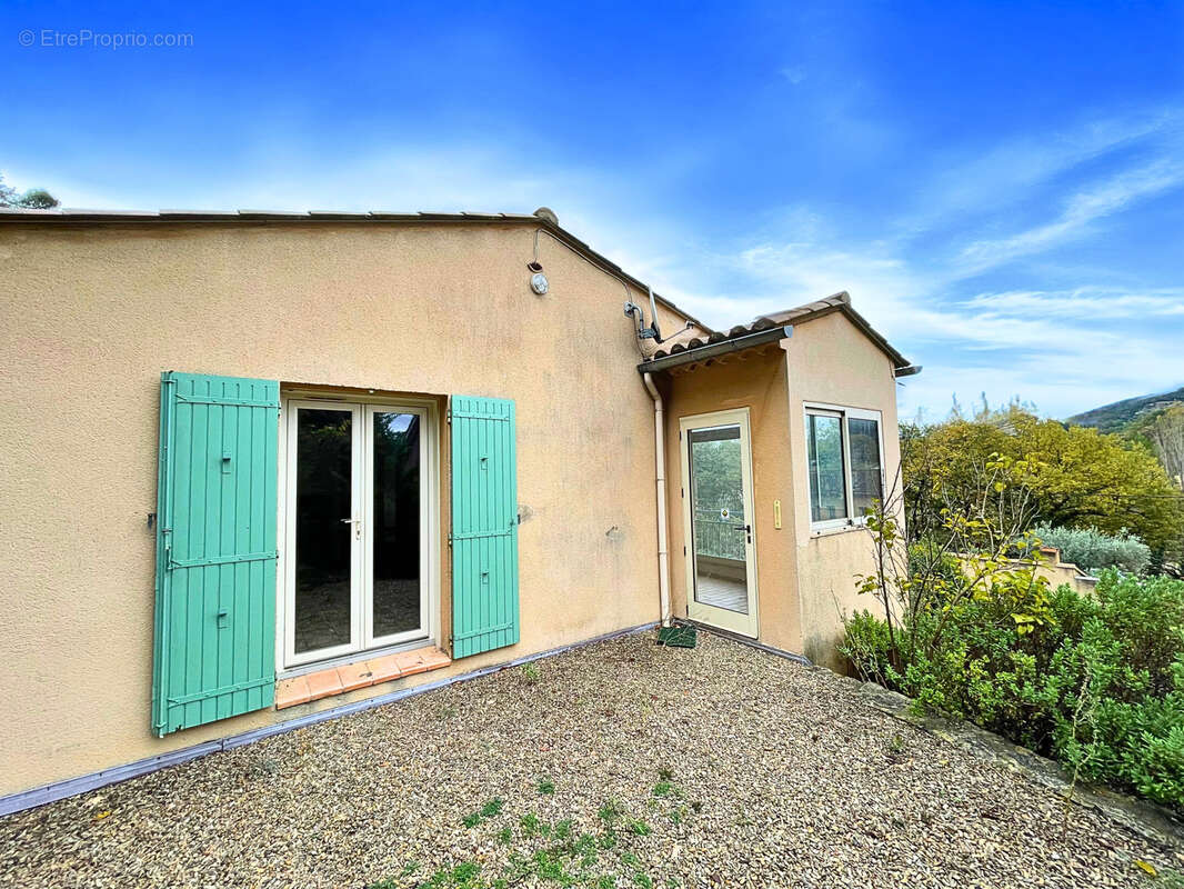 Vaison la romaine - maison proche centre avec terrain de 1203 m2 - photo 5
