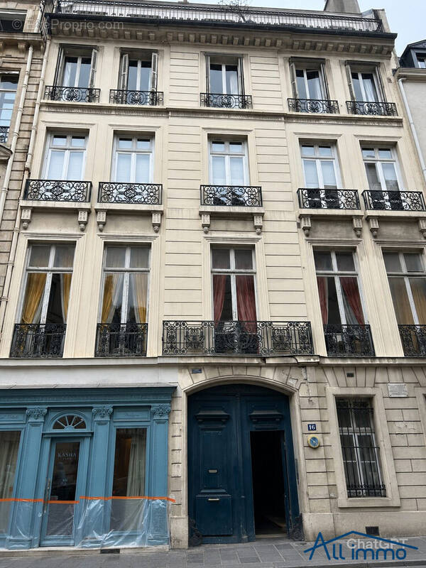 Appartement à PARIS-7E