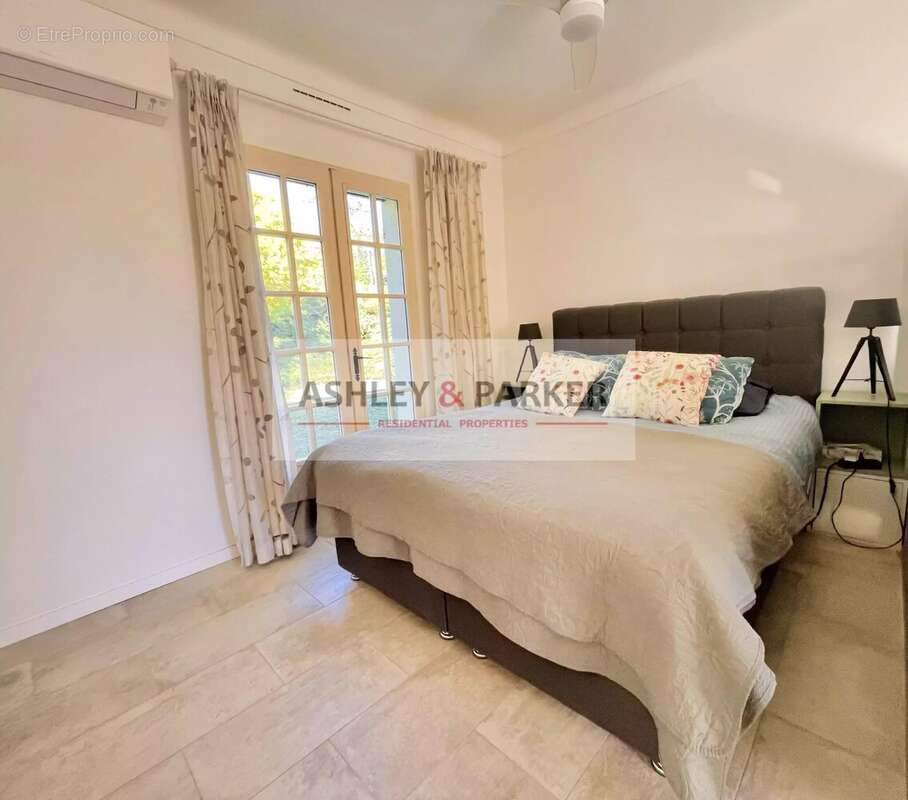 Maison à PEYMEINADE