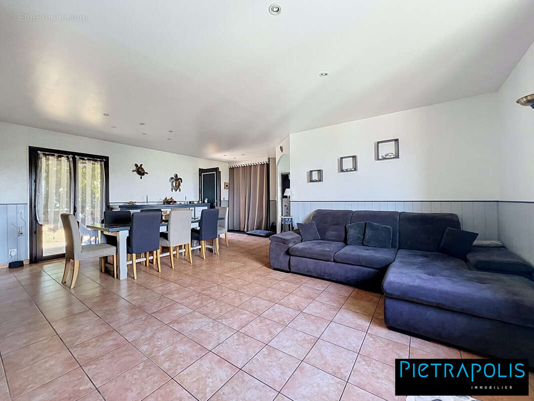 Maison 155 m² à Chaussan  - photo 6