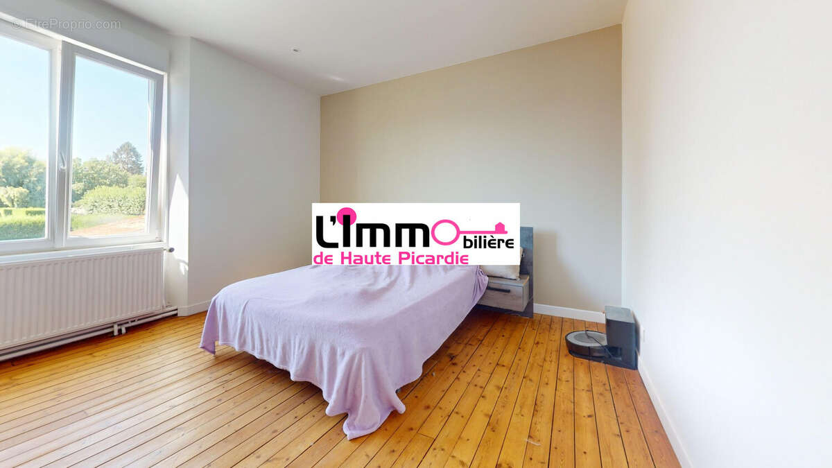 Maison 305 m² à Chaulnes  - photo 9