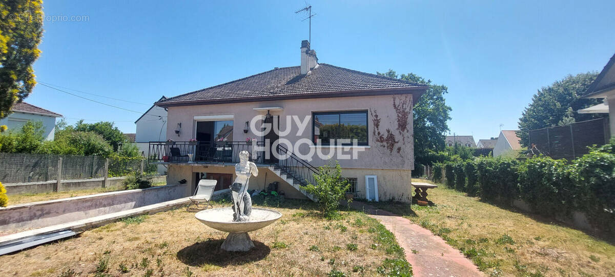 Maison à EPONE