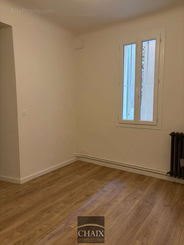 À vendre   Superbe T4 rénové en plein cœur d'Aubagne - photo 5