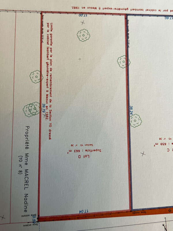 Terrain à QUINCY-VOISINS