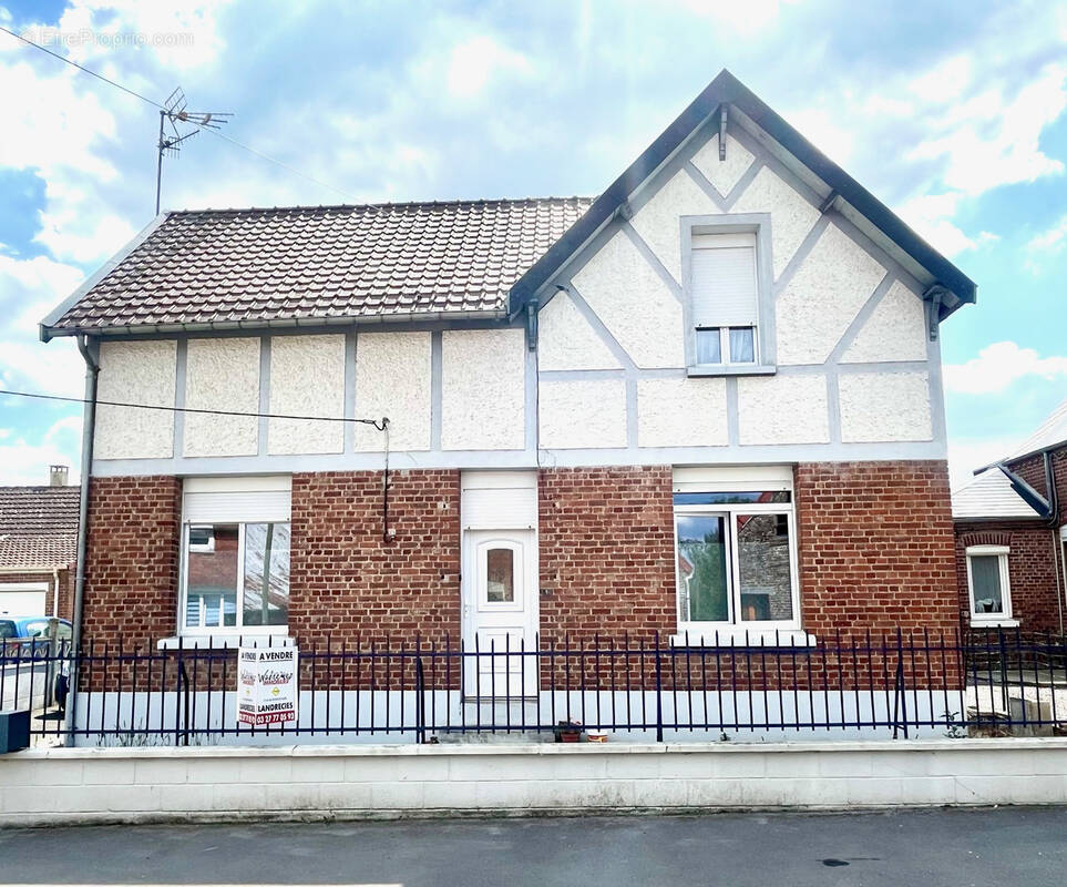 Maison à PREUX-AU-BOIS