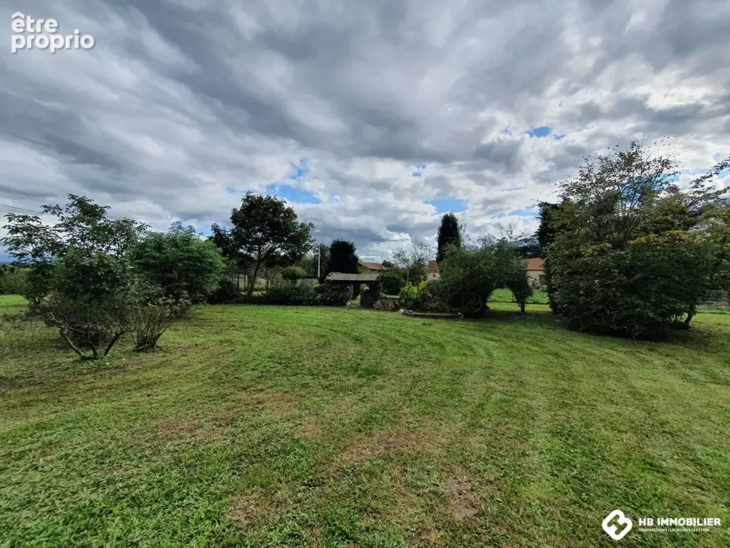 Tènement Immobilier à  Mably 9 pièce(s) 395.67 m2 - photo 5