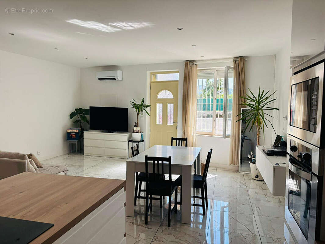 Maison à MARSEILLE-11E