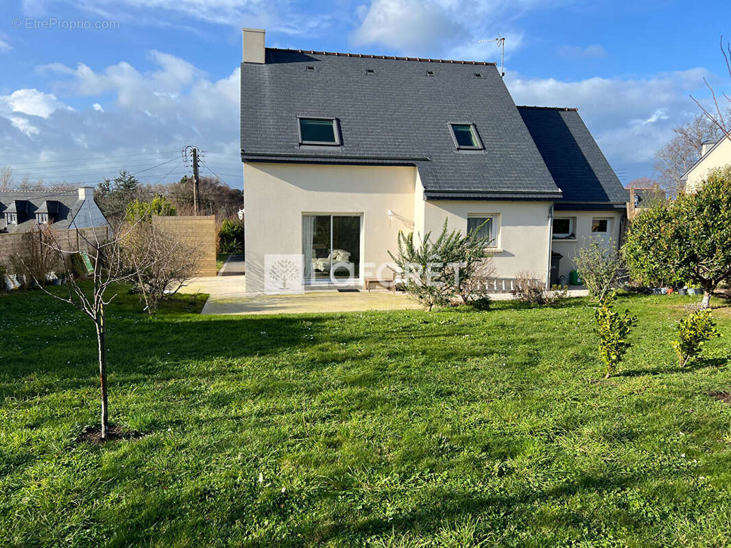 Maison à PLEUBIAN