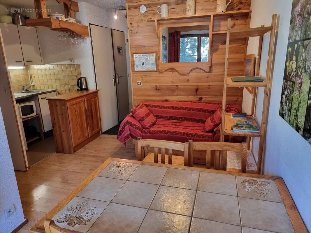 Appartement à LA SALLE-LES-ALPES