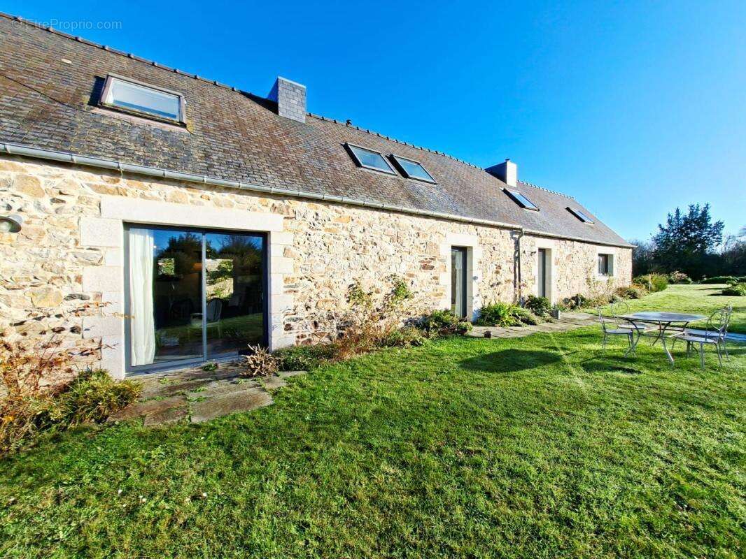 Longère en pierres rénovée avec maison d'amis ! - photo 2
