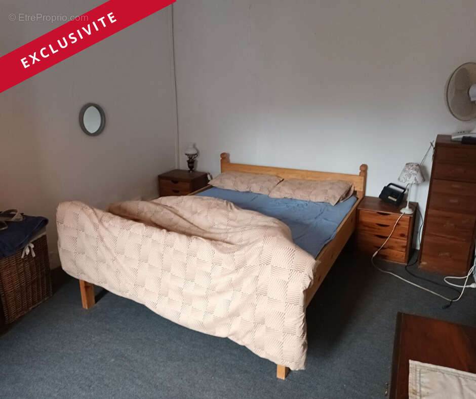 Maison à LA CHAPELLE-BATON