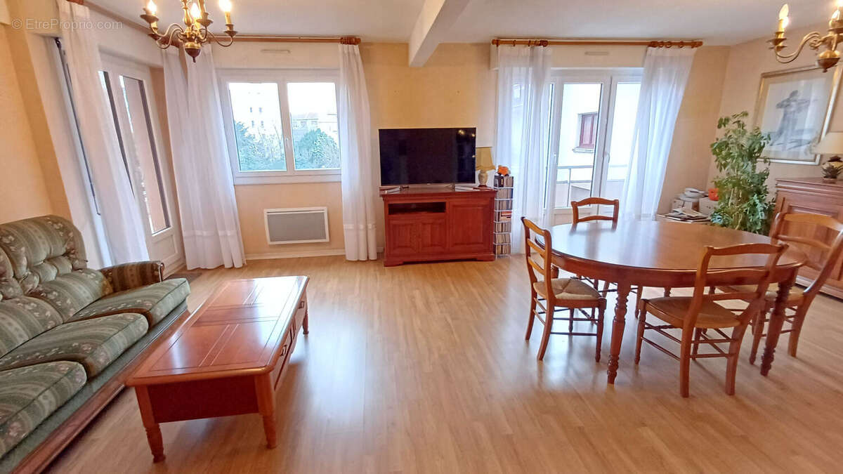 Photo 2 - Appartement à CLERMONT-FERRAND