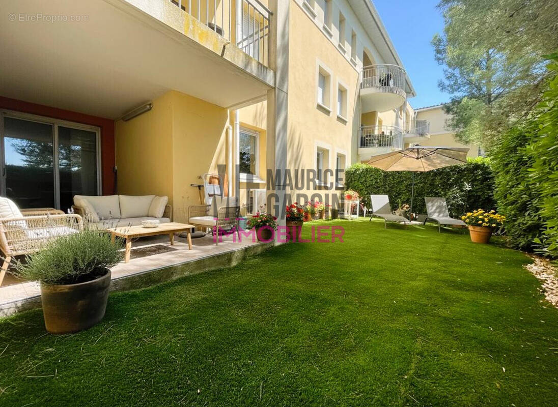Appartement à L'ISLE-SUR-LA-SORGUE