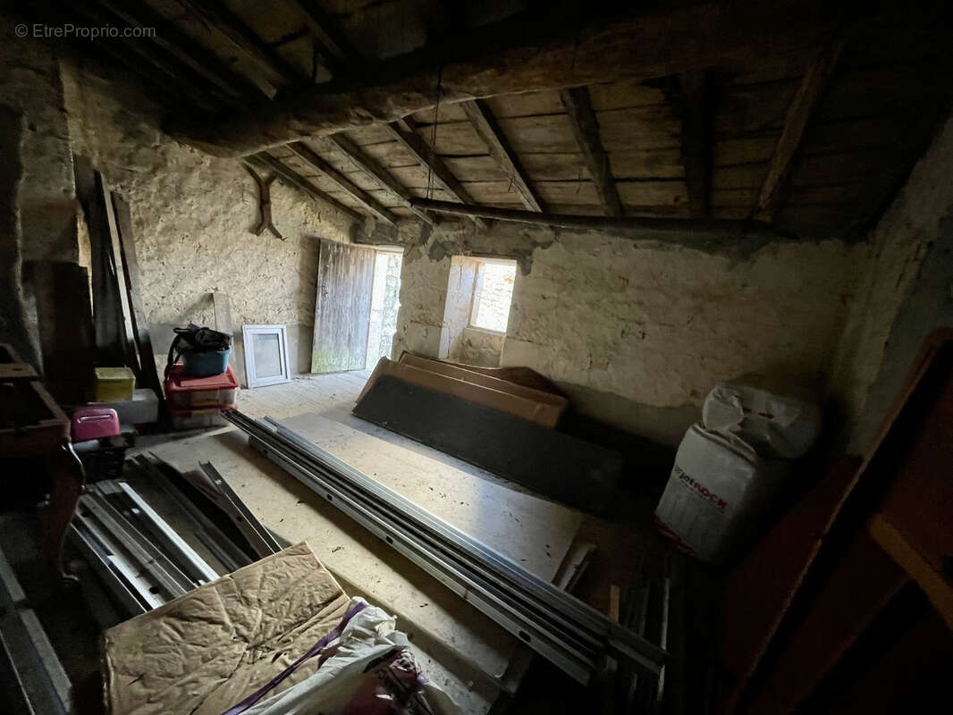 Appartement à SAINT-SAVINIEN