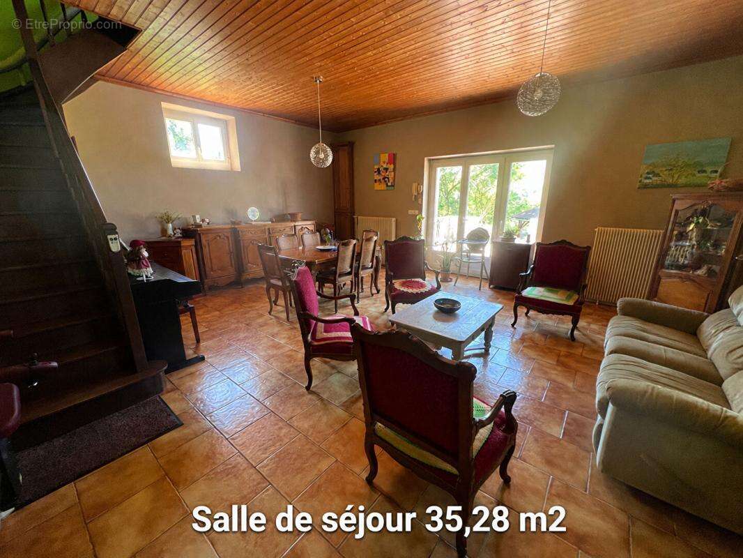 Maison à CHAMELET