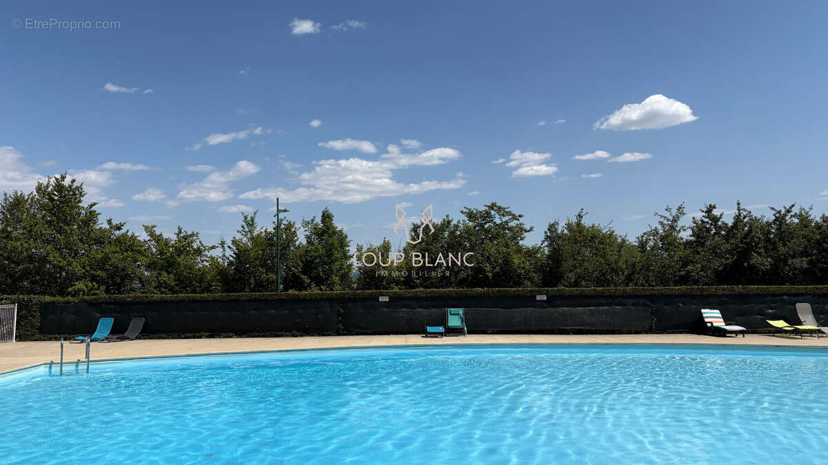 Appartement à SAINTE-SUZANNE