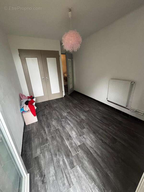   - Appartement à DRAGUIGNAN