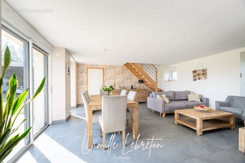 Maison à LA REGRIPPIERE