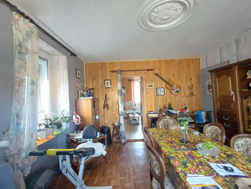 Appartement à VALDOIE