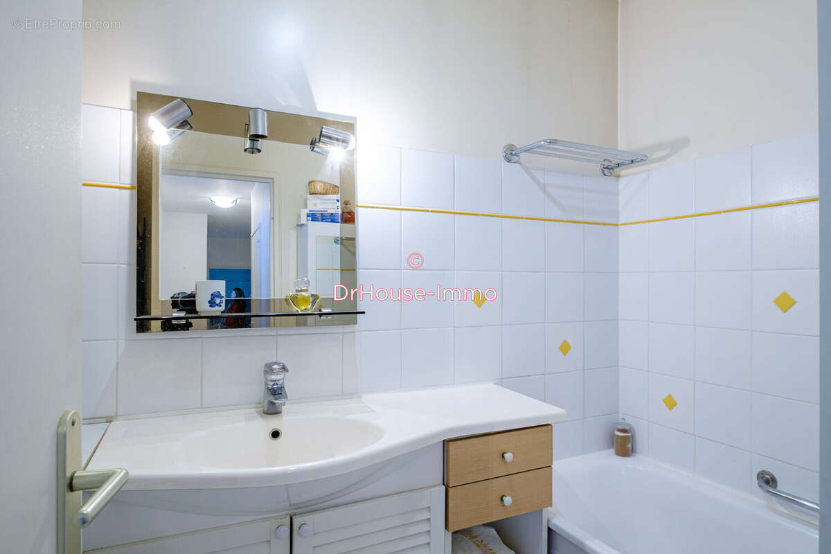 Appartement à VILLE-D'AVRAY