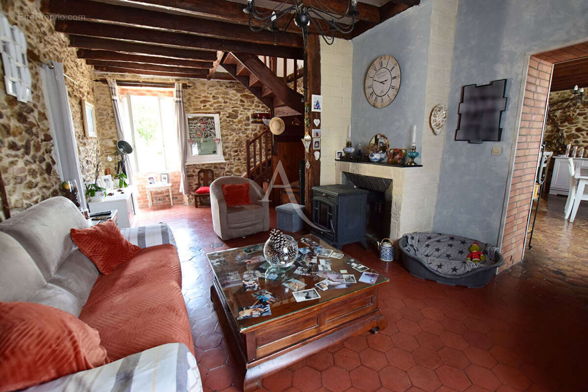 Maison entre Nangis et Donnemarie Dontilly 139.38 m2 - photo 2