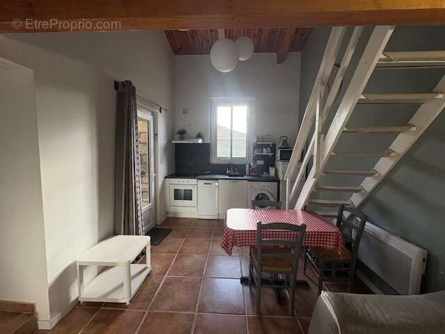 Maison à SAINT-ETIENNE-ESTRECHOUX