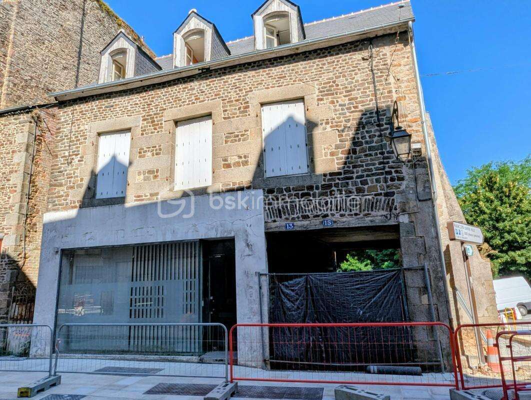 Immeuble de rapport situé au centre ville de Fougères 35300 - photo 19