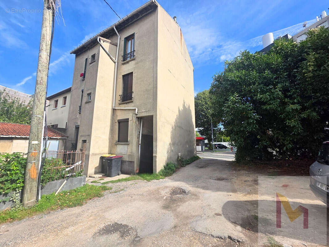 Appartement à MONTREUIL