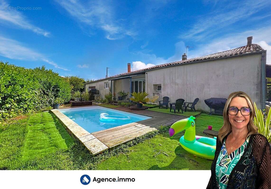 Maison à SAINT-BONNET-SUR-GIRONDE