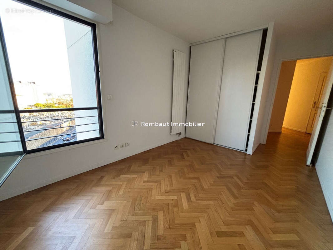 Appartement à SURESNES