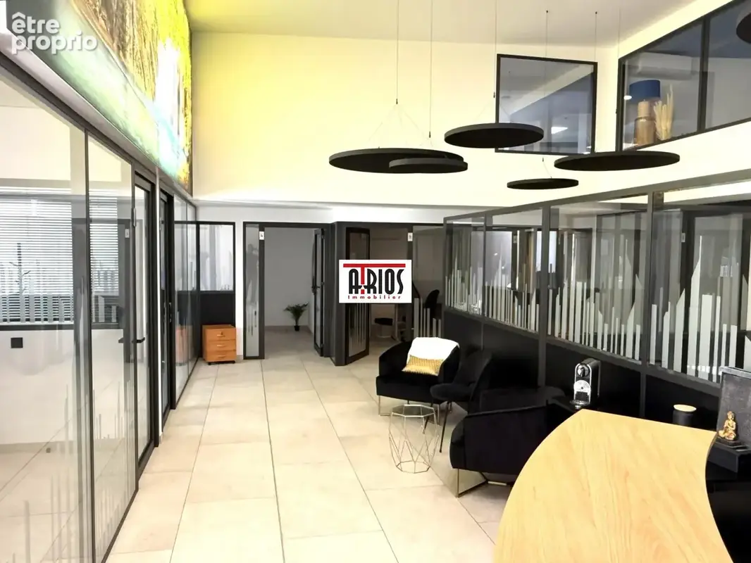 Commerce 492 m² à vendre à Cuers (83390) - photo 6