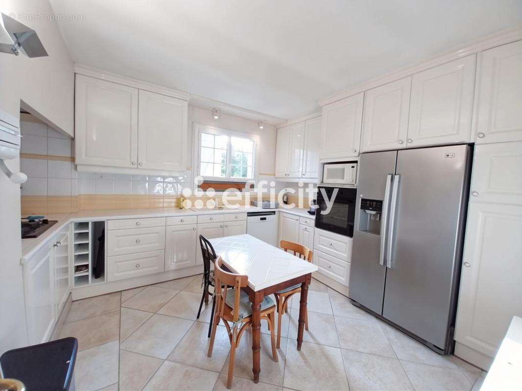 Maison à BAILLEAU-ARMENONVILLE