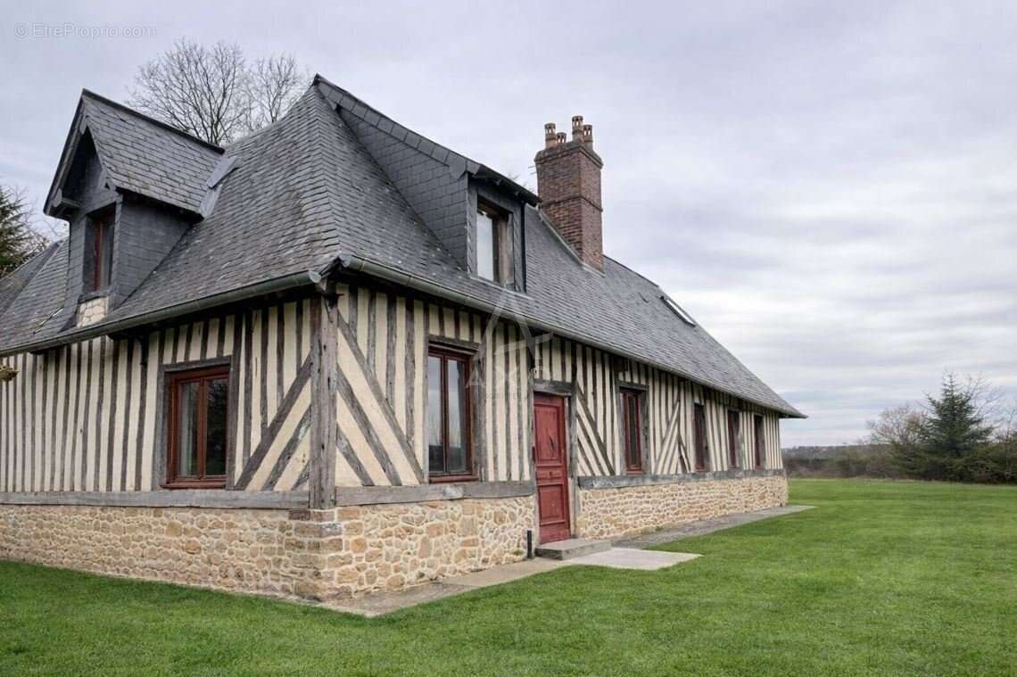 Maison à SURVILLE
