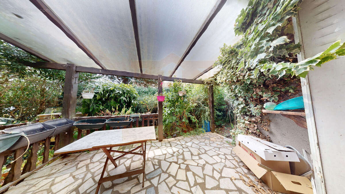 Maison à SAINT-CYR-L&#039;ECOLE