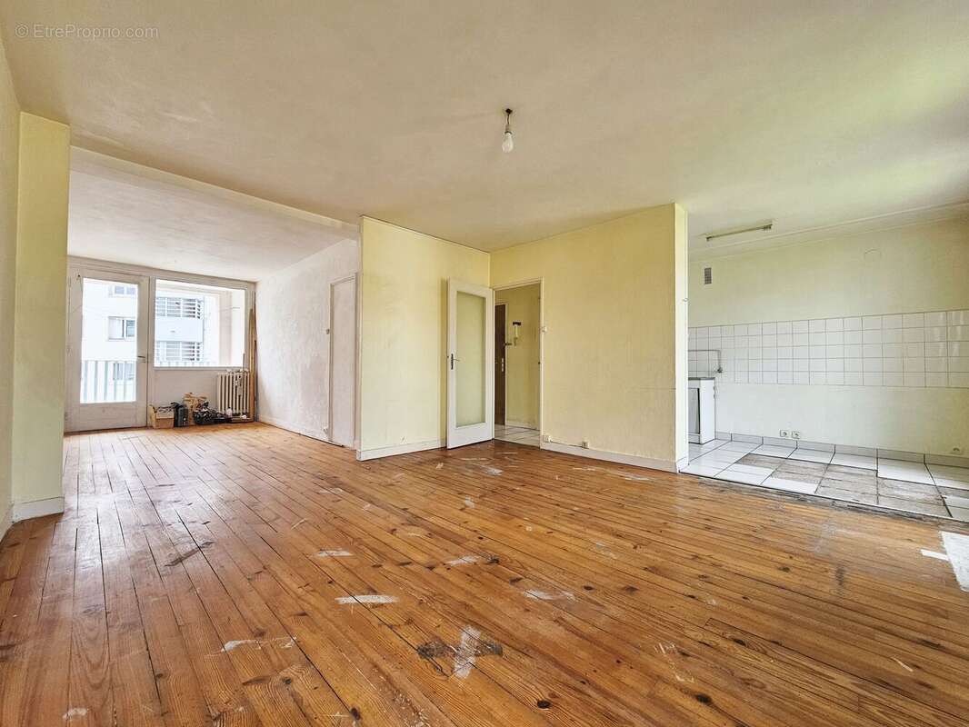 Photo 4 - Appartement à SAINT-ETIENNE