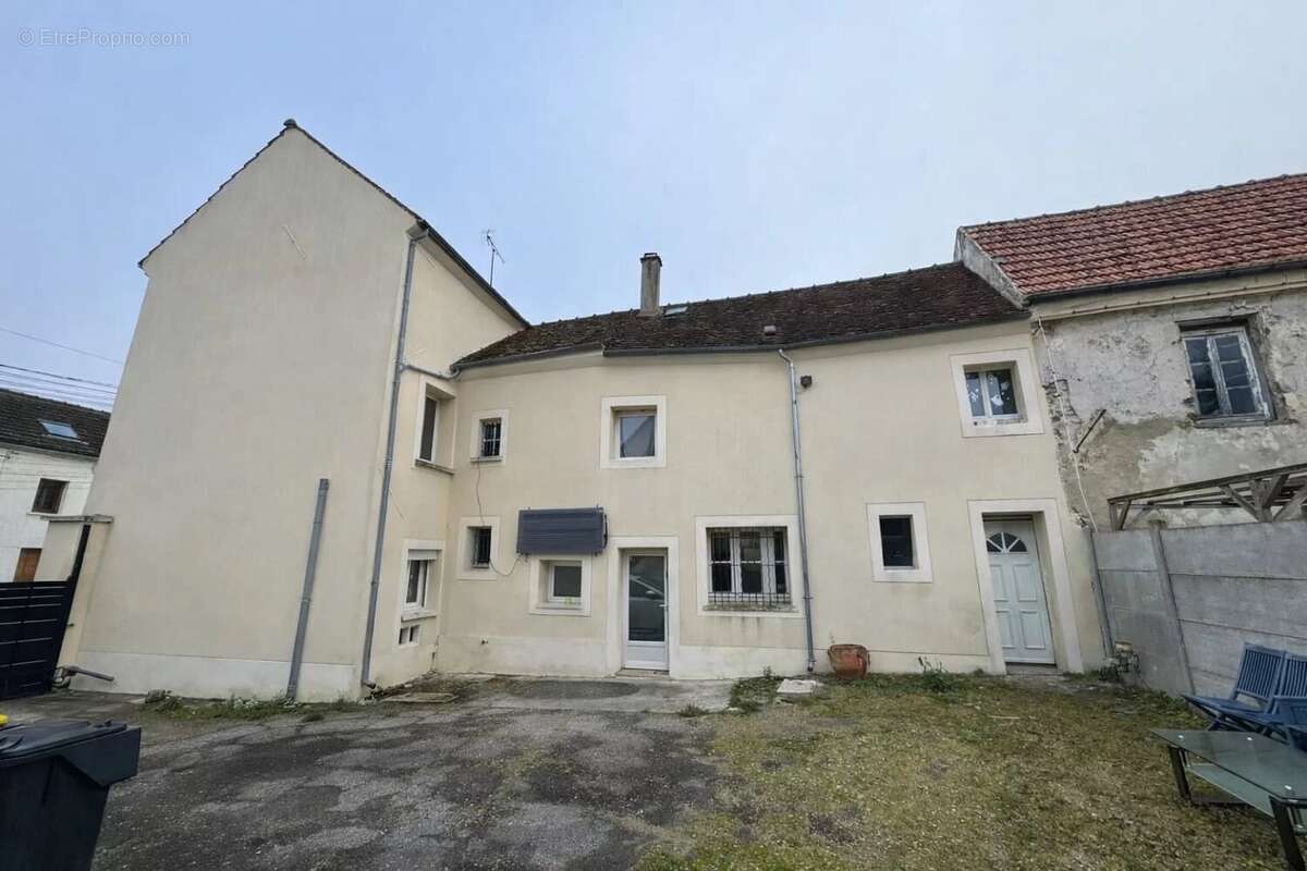 Maison à MEAUX