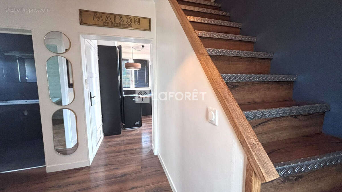 A vendre maison 5 chambres, 161 m², Albertville (73200) - photo 2